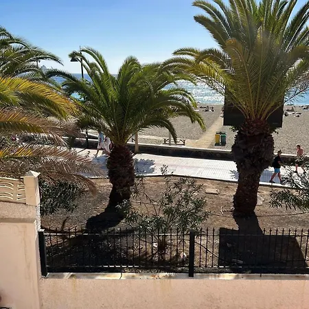 Prime Beachfront Location, Free Parking, Steps To The