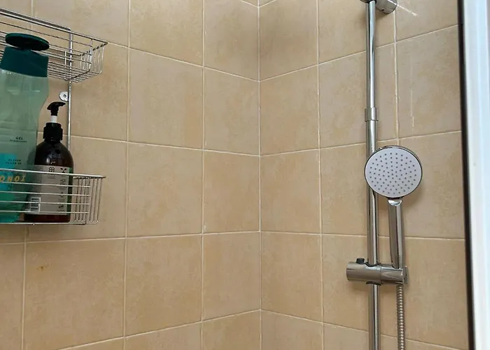 아파트 Veramar Prime Beachfront Location, Free Parking, Steps To The