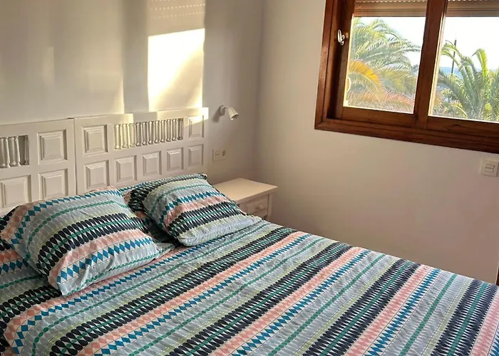 Veramar Prime Beachfront Location, Free Parking, Steps To The 아파트