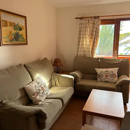 Veramar Prime Beachfront Location, Free Parking, Steps To The Apartment Los Cristianos (Tenerife)