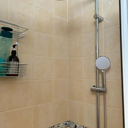 Apartman Veramar Prime Beachfront Location, Free Parking, Steps To The