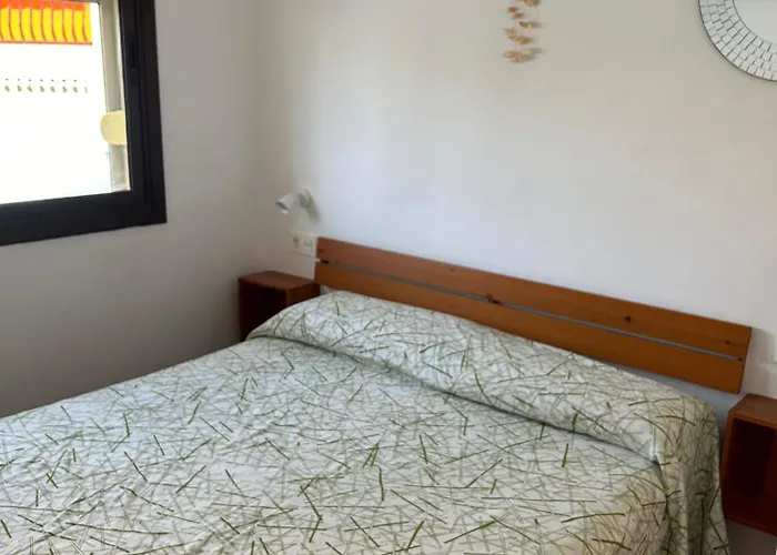 Veramar Prime Beachfront Location, Free Parking, Steps To The Apartmán